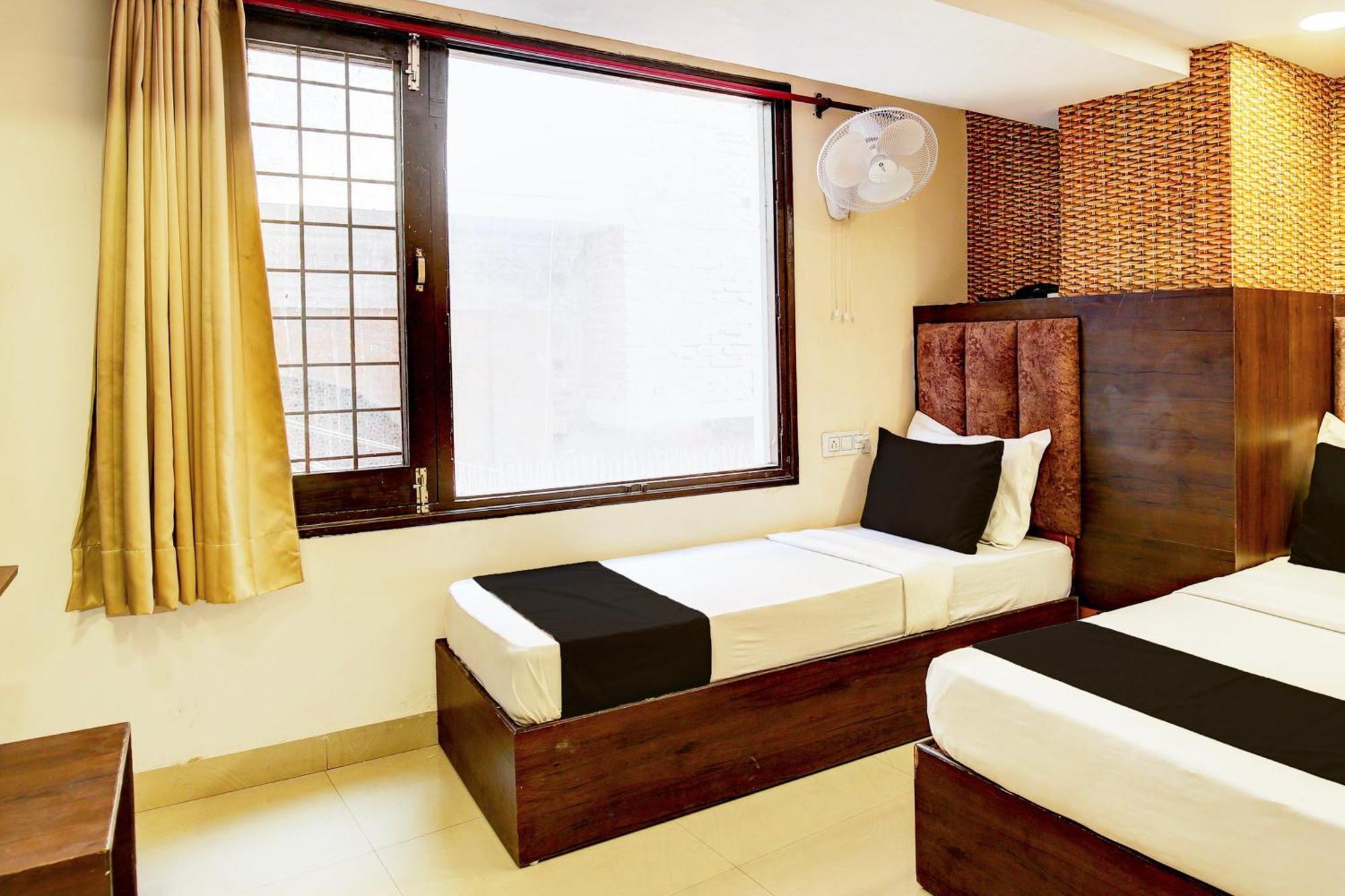 Hotel O Pink Residency Amritsar Exteriör bild