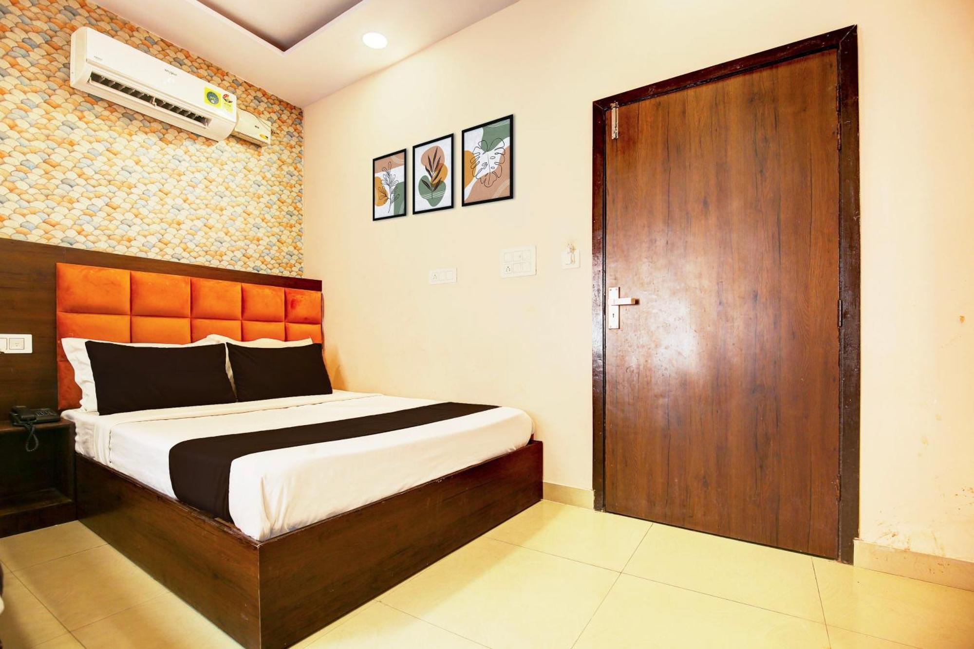 Hotel O Pink Residency Amritsar Exteriör bild