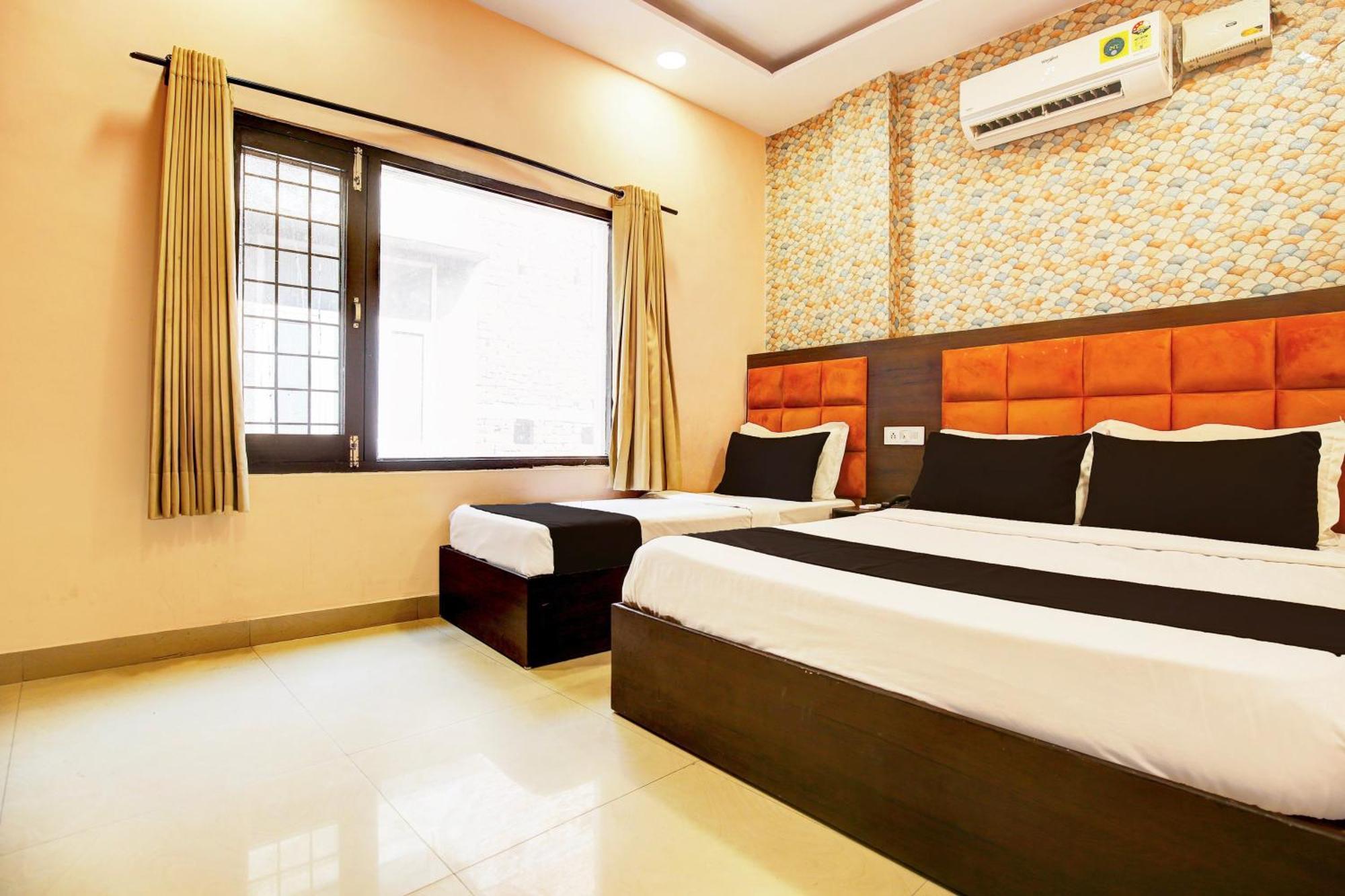 Hotel O Pink Residency Amritsar Exteriör bild